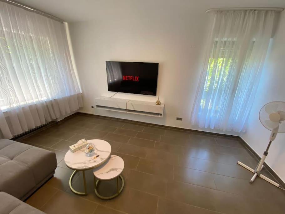 Ferien-Villa Direkt Am Rhein Sauna/Whirlpool Gotterswickerhamm Buitenkant foto
